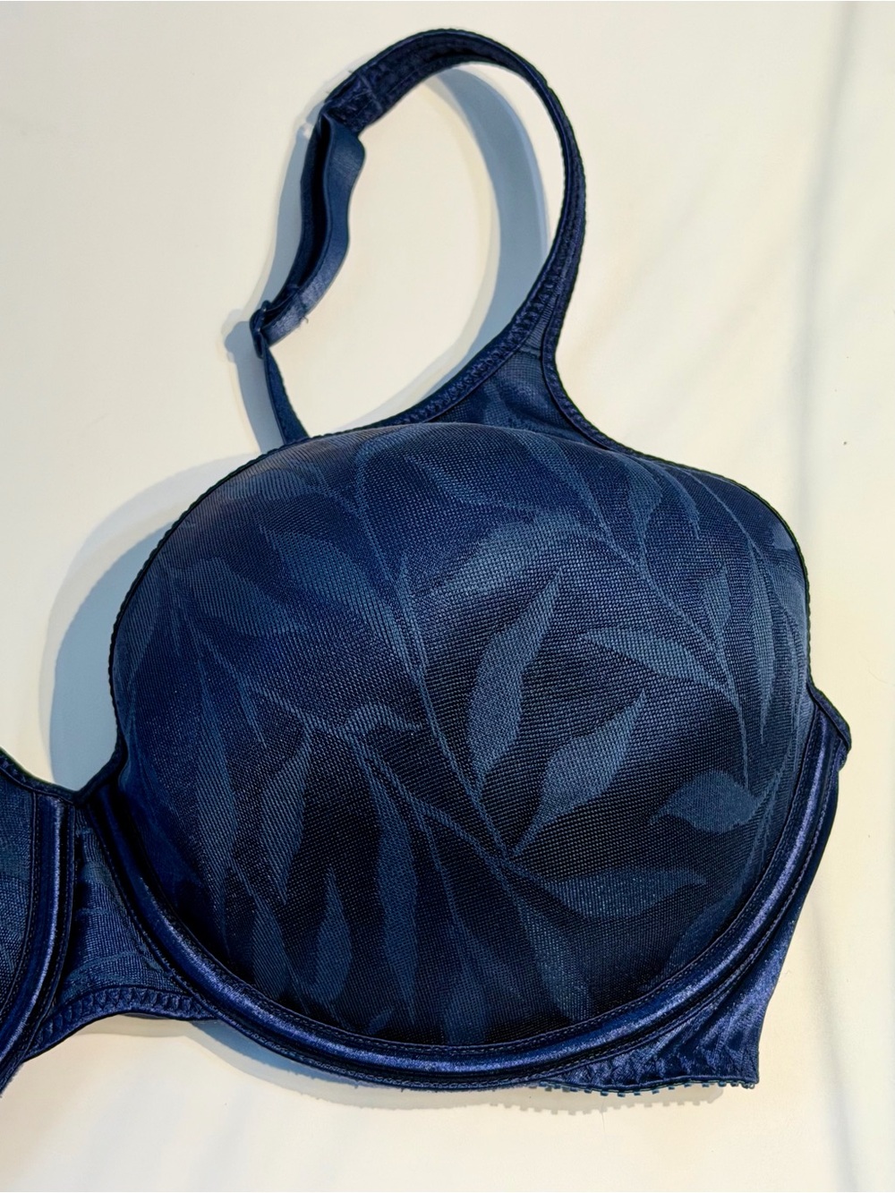 Vintage Vassarette Navy Blue Satin Shiny Lined‎ Underwire Bra Sz 36D
